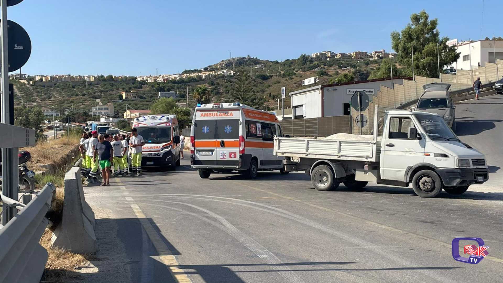 Scontro tra una moto e un camion sulla 115, muore trentenne agrigentino